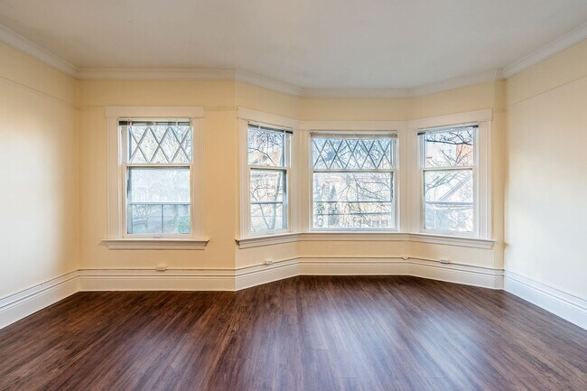 Interior Photo - Baird Apartments