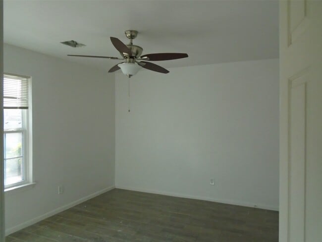 Building Photo - 13010 Dawn Hollow Ln