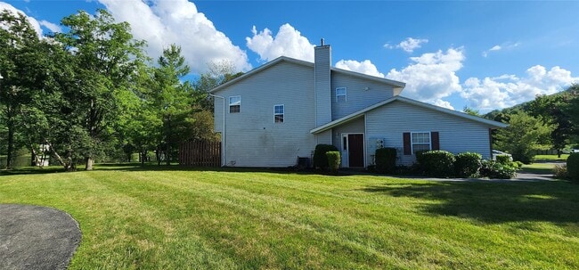 Primary Photo - 196 Eagleton Dr