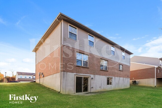 Building Photo - 2724 Parkerridge Dr