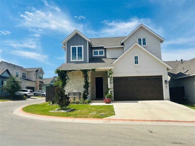 Building Photo - 600 C-Bar Ranch Trl