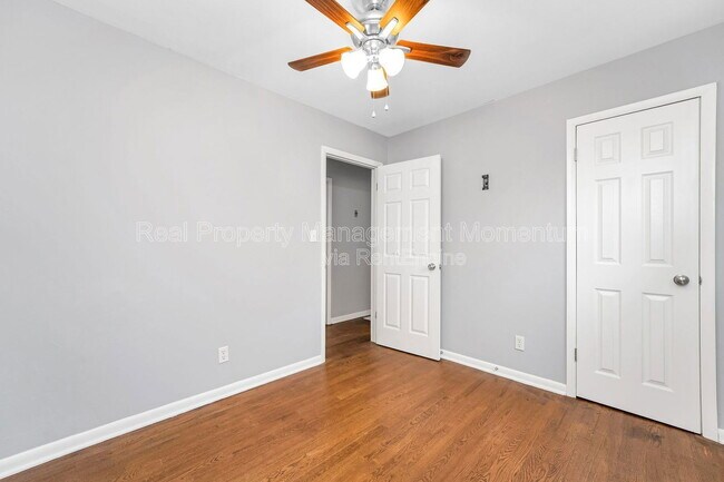 Building Photo - 603 E Greenwood St