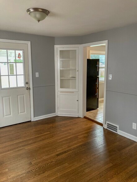 Dining Room - 1121 Winston Rd