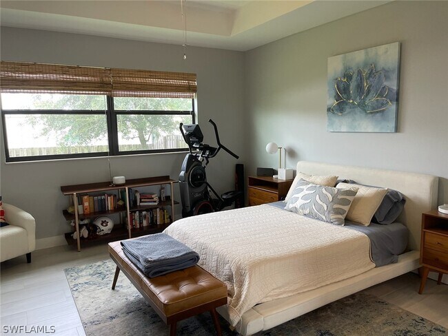 Building Photo - 3128 Woodside Ave