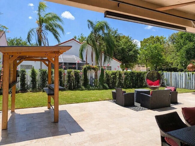 Building Photo - 131 Cameron Ct