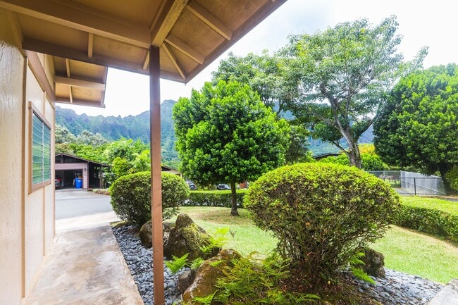 Building Photo - Kaneohe Woods – 3BR/2.5BA home with Mounta...