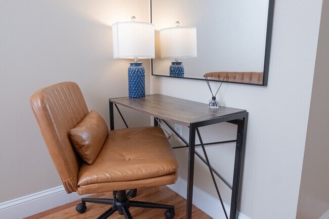 Building Photo - 234 W 112th St