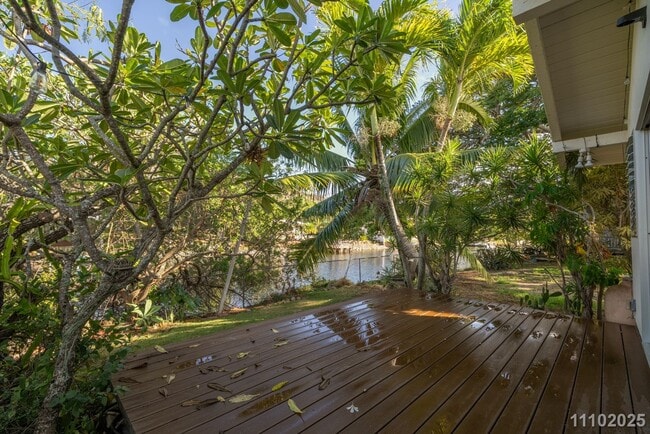 Building Photo - 1BR in Kailua – $3,000 (Utilities Included...