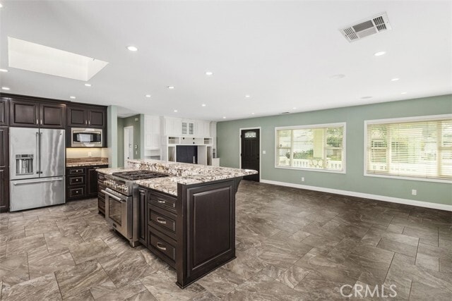 Building Photo - 5849 E Gossamer St