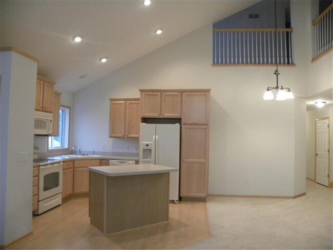 Building Photo - 1567 Alphon Dr