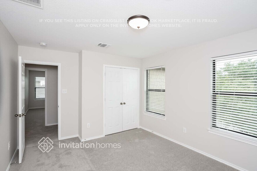 Building Photo - 826 Trilby