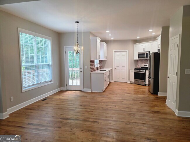 Building Photo - 2257 Roseberry Ln