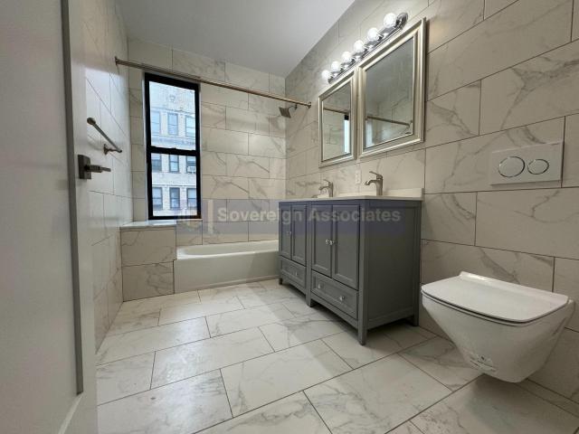 Building Photo - 5 bedroom in NEW YORK NY 10033