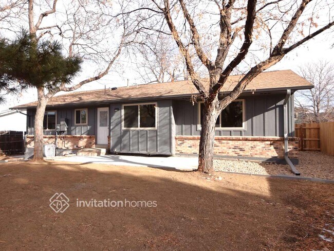 Building Photo - 2643 S Richfield St