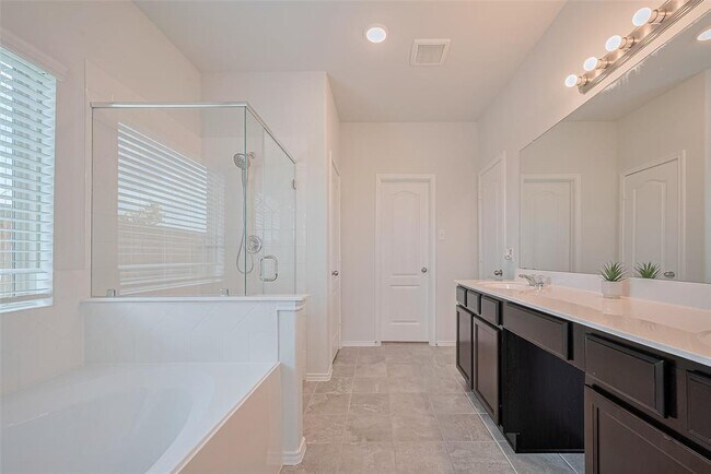 Building Photo - 8211 Red Shiner Wy