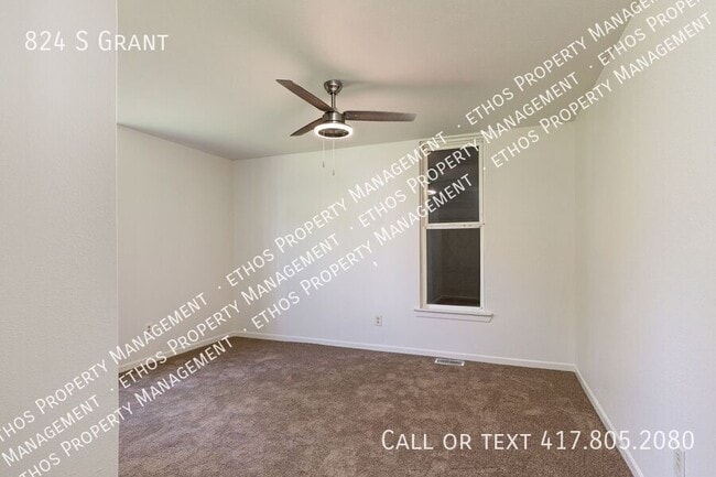 Building Photo - 824 S Grant-