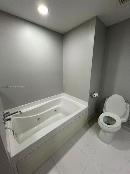 Building Photo - 55 SE 6th St