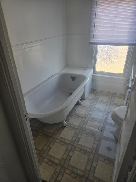 Building Photo - 708 1/2 S Galena-708 1/2 S Galena