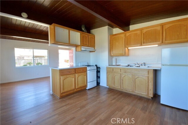 Building Photo - 3175 Studio Dr