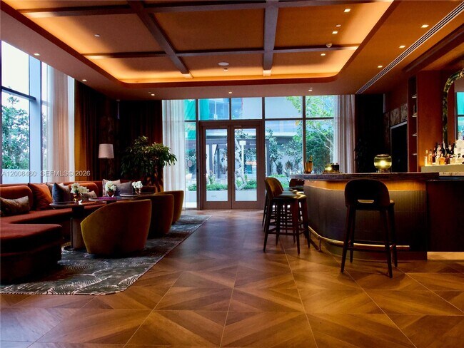 Building Photo - 77 SE 5th St