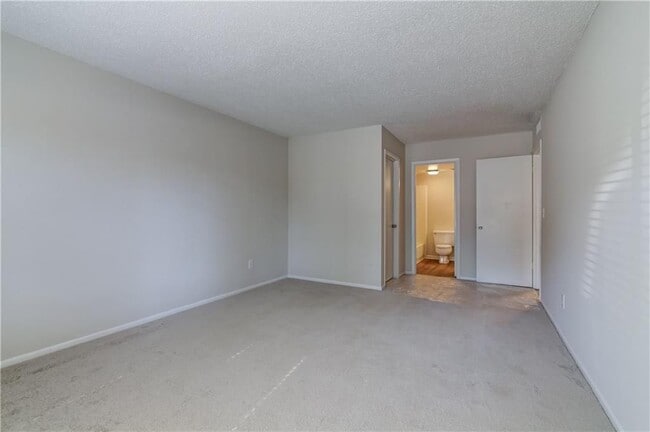 Building Photo - 123 Fair Haven Way