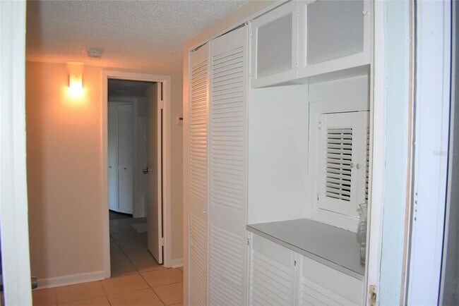 Building Photo - 229 S McMullen Booth Rd