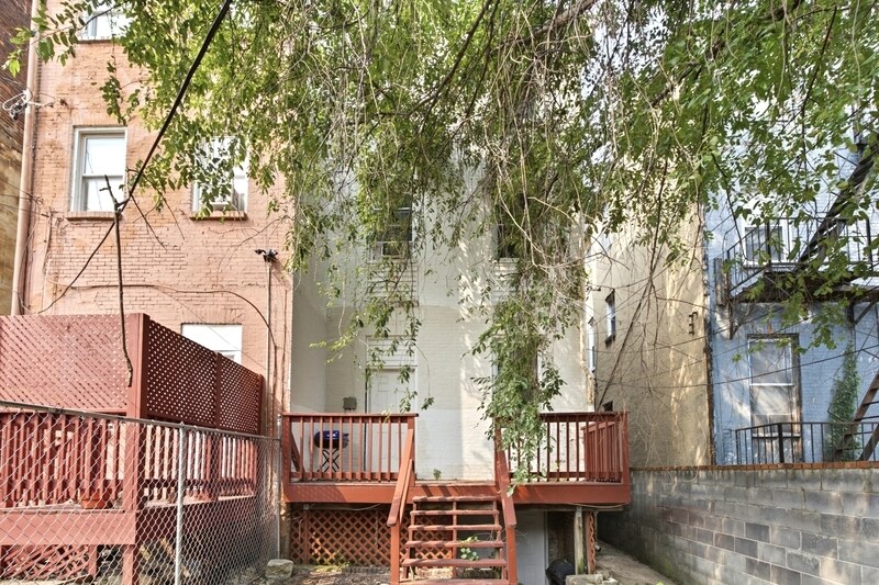 Building Photo - 1409 McCulloh St