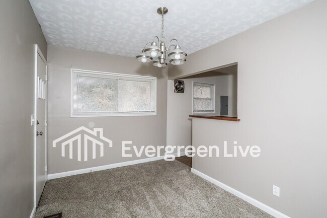 Building Photo - 8771 Desoto Dr