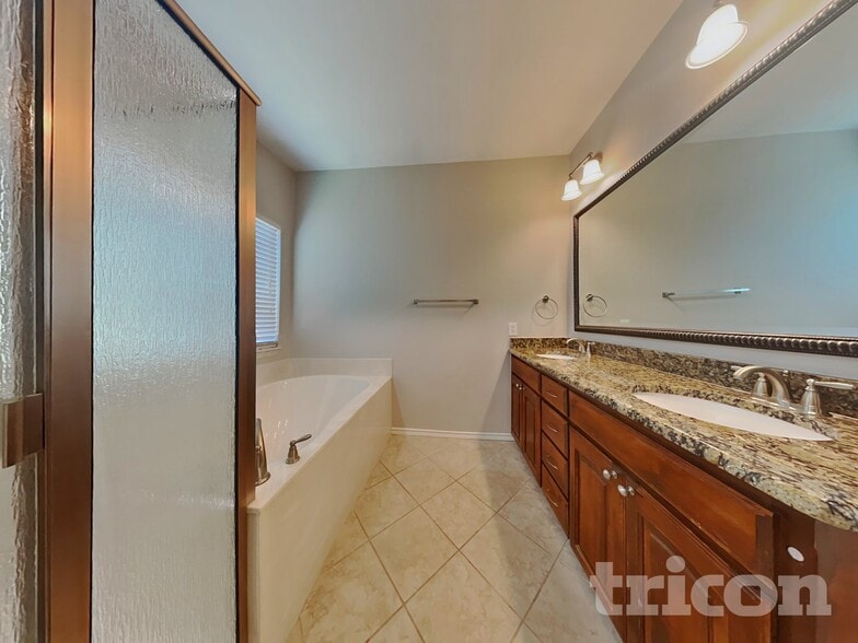 Building Photo - 2205 Kaitlyn Dr