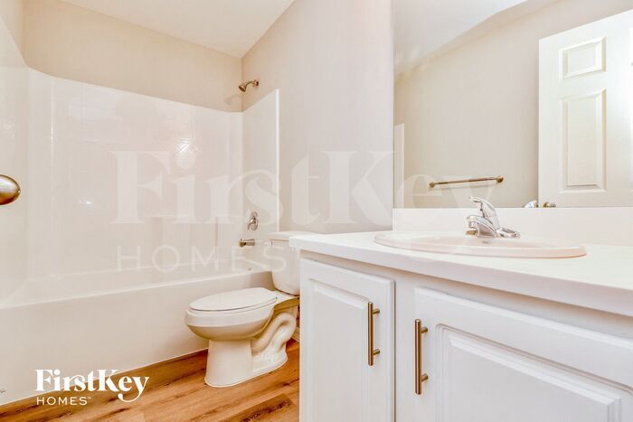 Building Photo - 3617 Valmora Ct
