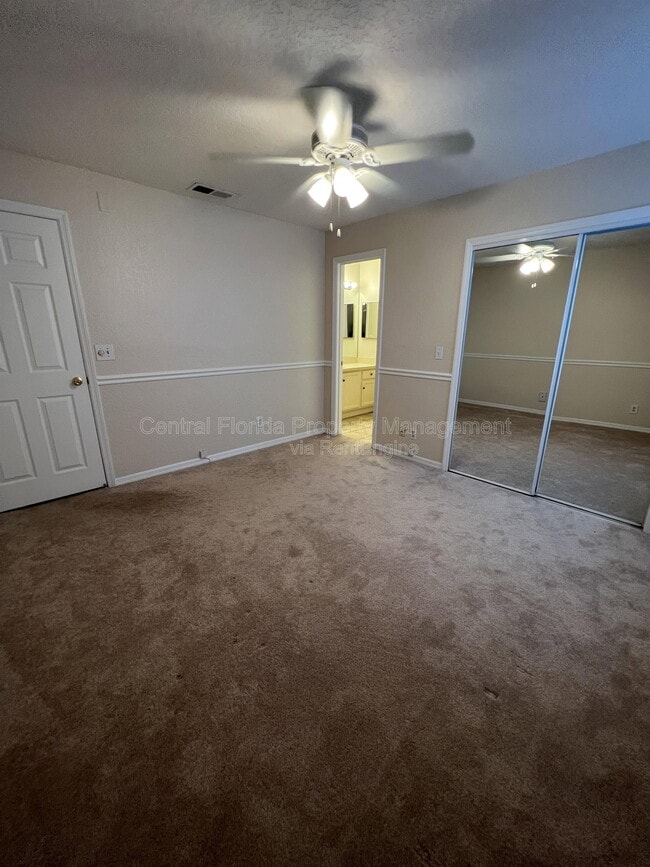 Building Photo - 954 Forest Ridge Ct