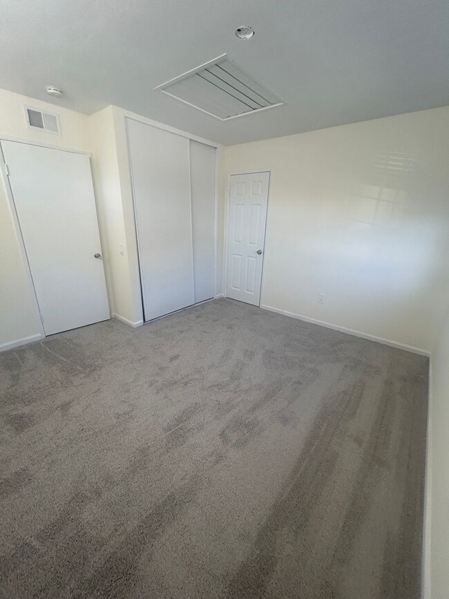 Building Photo - Coming Soon......Single Family Home! Solar Powered! Pet Friendly! Landscaper Included!