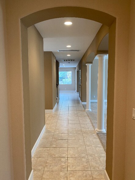 Building Photo - 4028 Windsor Point Pl