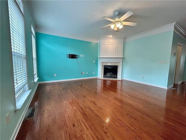 Building Photo - 4692 Wehunt Commons Dr