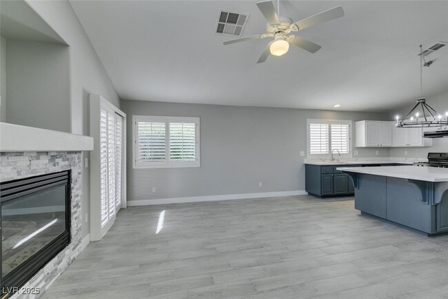 Building Photo - 2744 Summerchase Ln