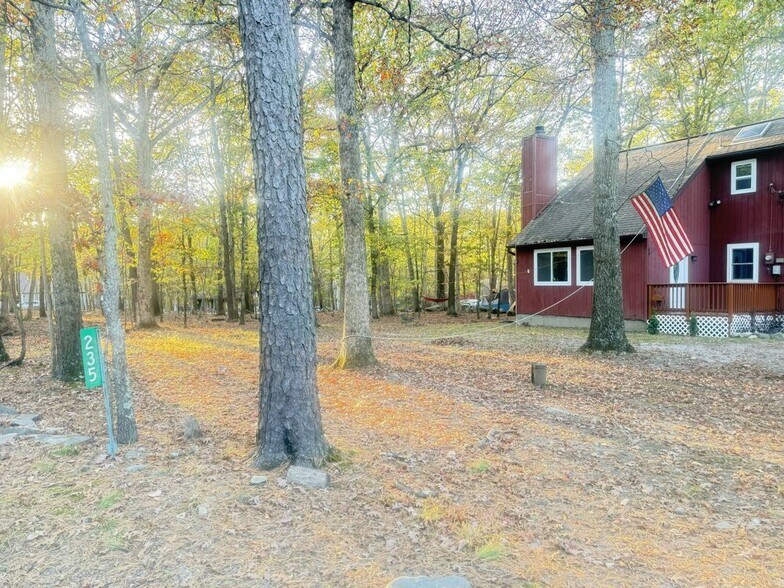 Building Photo - 235 Scenic Dr