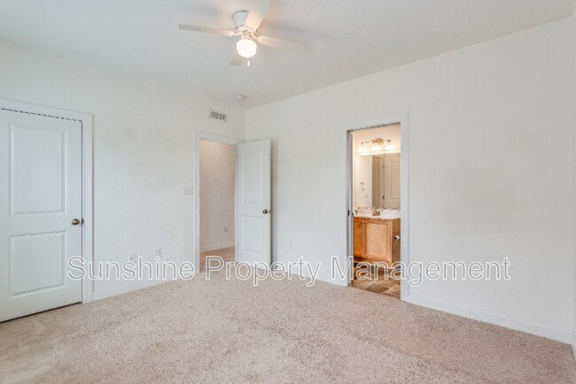 Building Photo - 152 Mainsail Loop