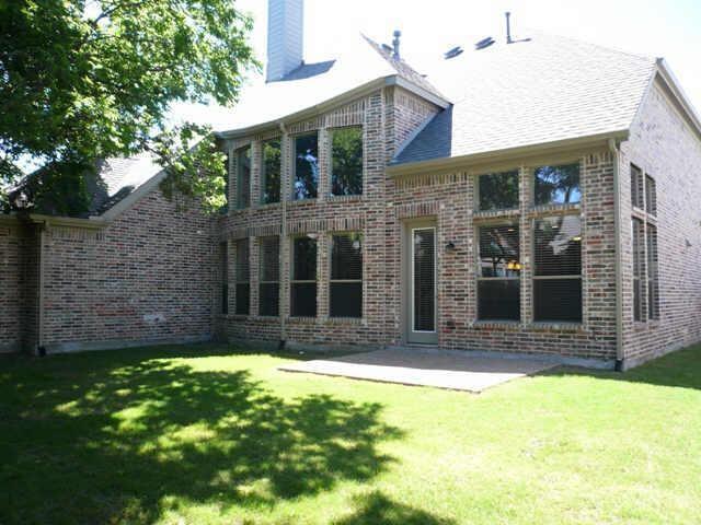 Building Photo - 910 Redbird Ln