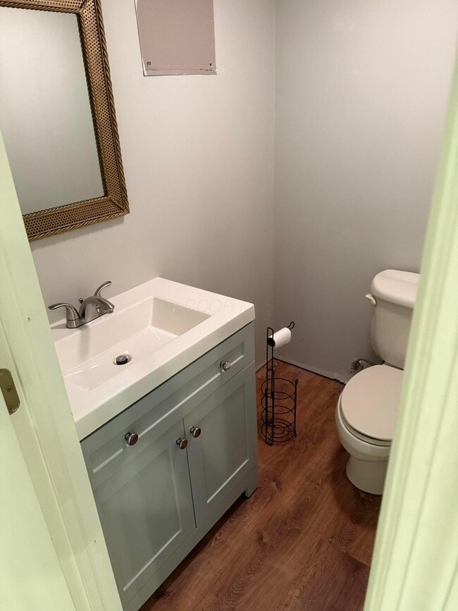 Building Photo - 2629 E Broad St