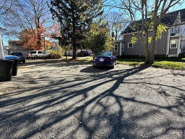 Building Photo - 70 Gardner St