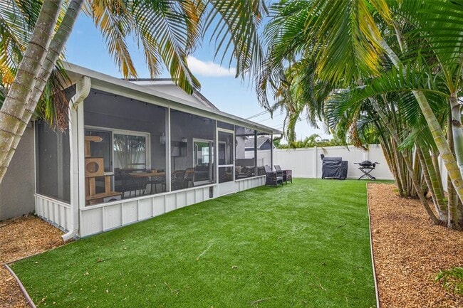 Building Photo - 3104 15th St N