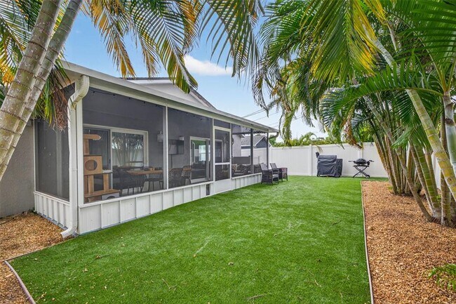 Building Photo - 3104 15th St N