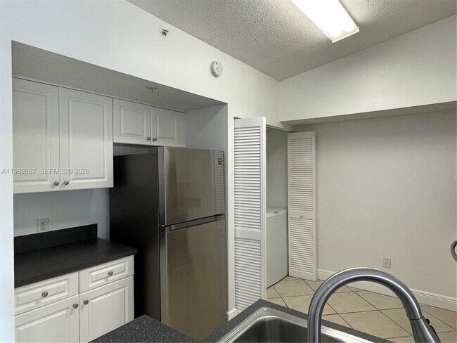 Building Photo - 9640 NW 2nd St