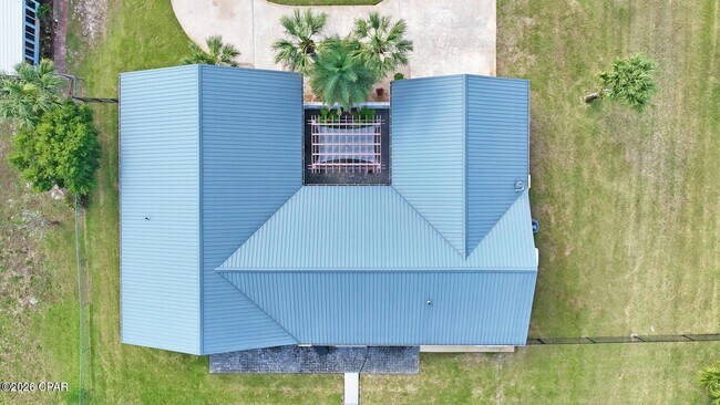 Building Photo - 263 Lullwater Dr