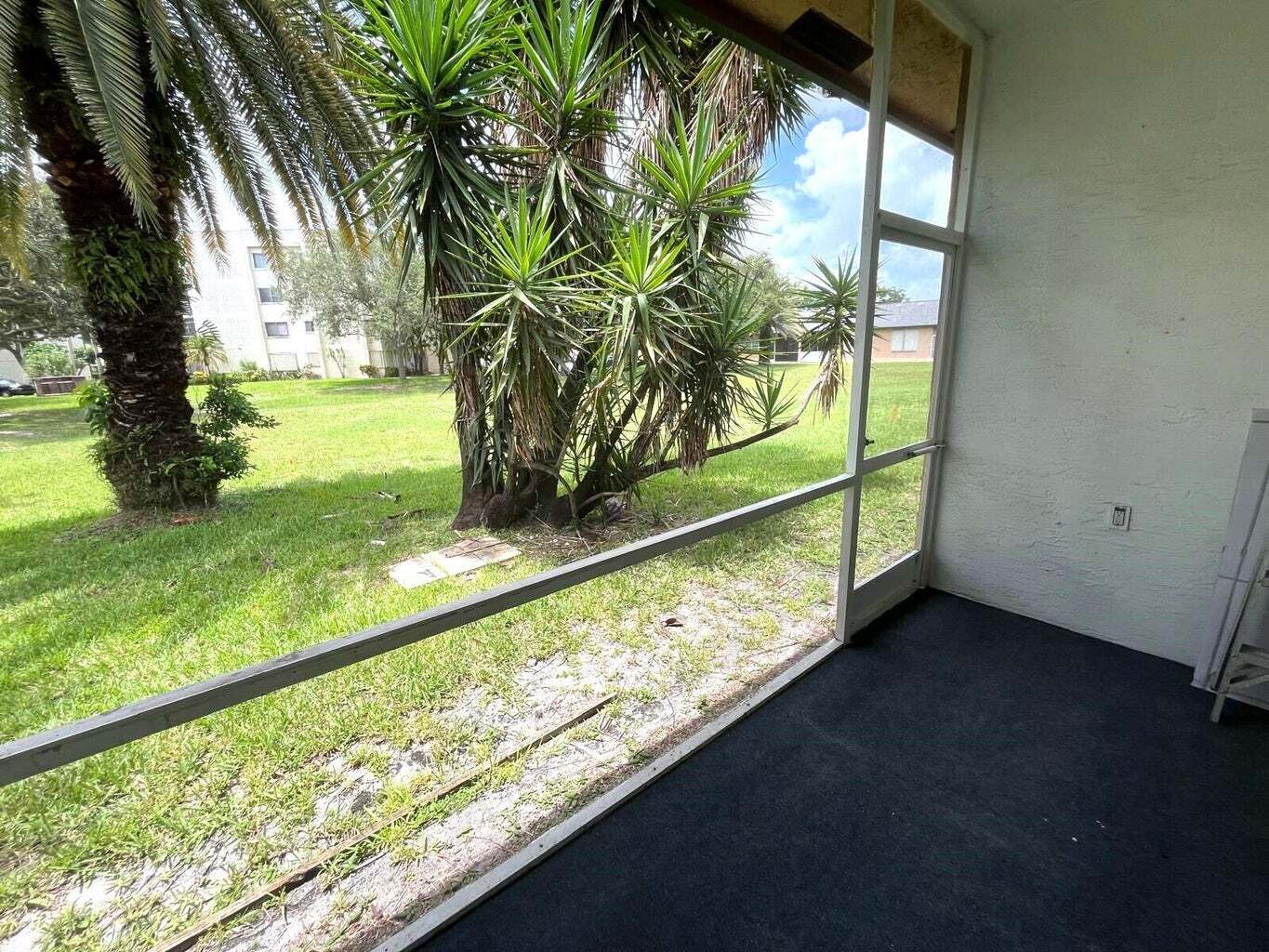 Building Photo - 3166 Via Poinciana