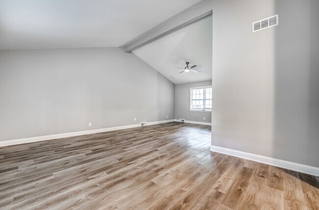 Building Photo - Charming 4-Bedroom, 3-Bath Single-Family Home in Memphis