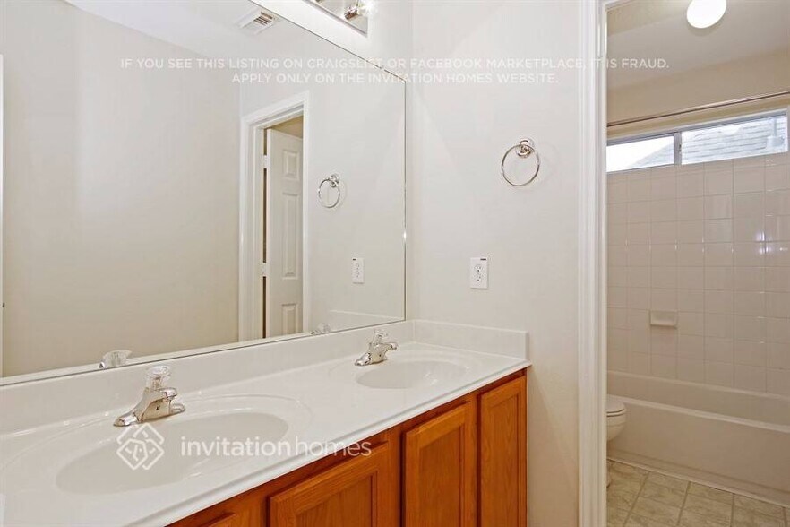 Building Photo - 24514 Kestrel View