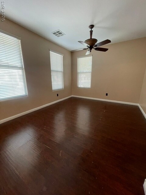 Building Photo - 5645 Breckenridge St