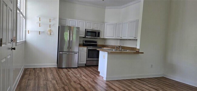 Building Photo - 5323 SW 91st Terrace