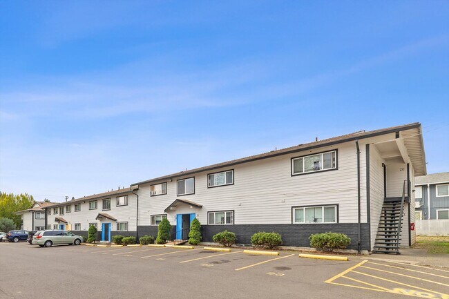 Building Photo - Treecrest 162nd